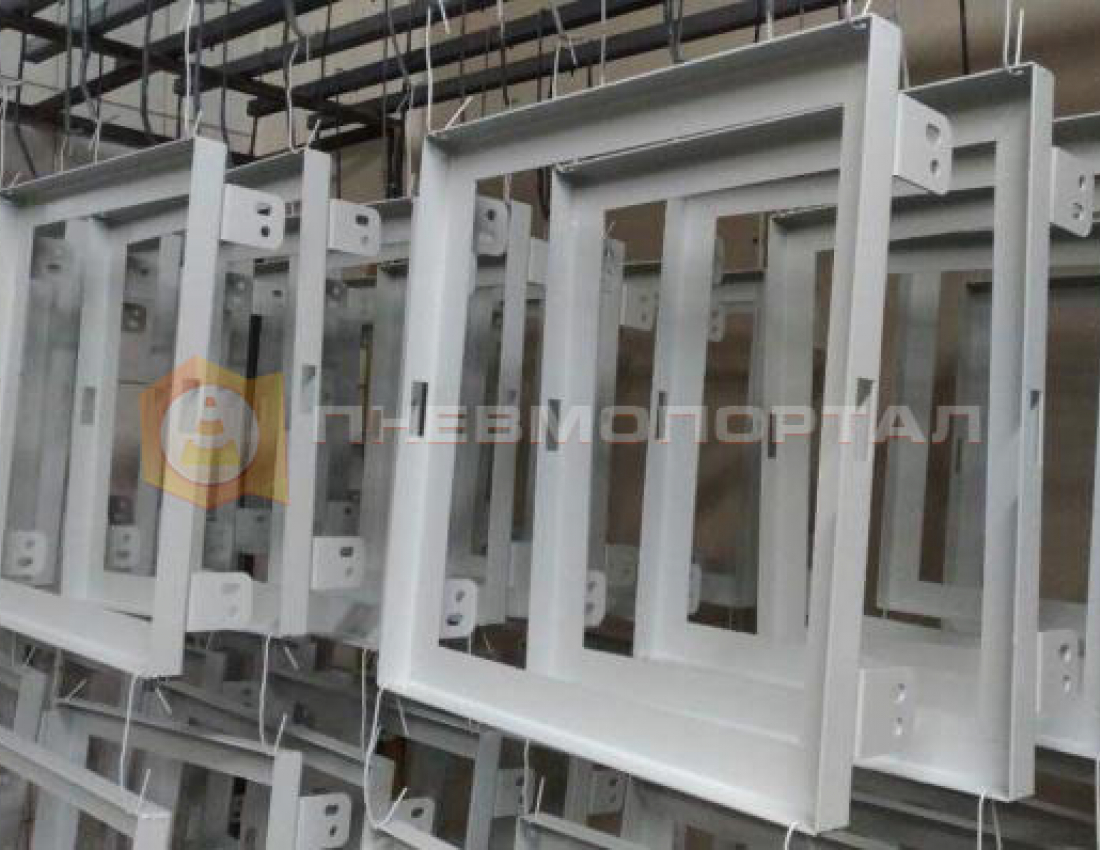 Произвели покраску пожарных люков Произвели покраску пожарных люков