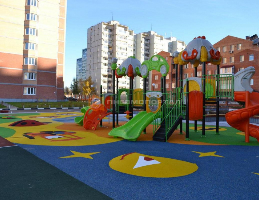 «Разукрасили детскую площадку» «Разукрасили детскую площадку»