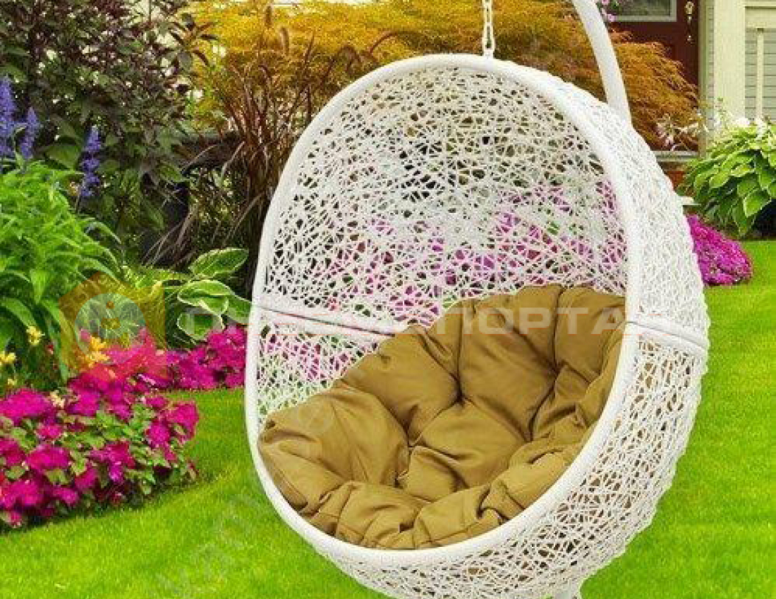 Освежили садовую мебель Освежили садовую мебель