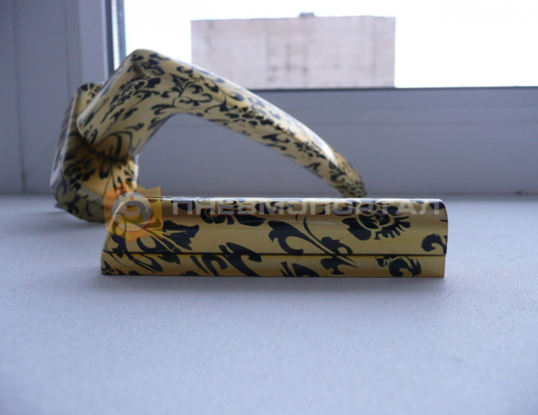 Как украсить окна? Как украсить окна?