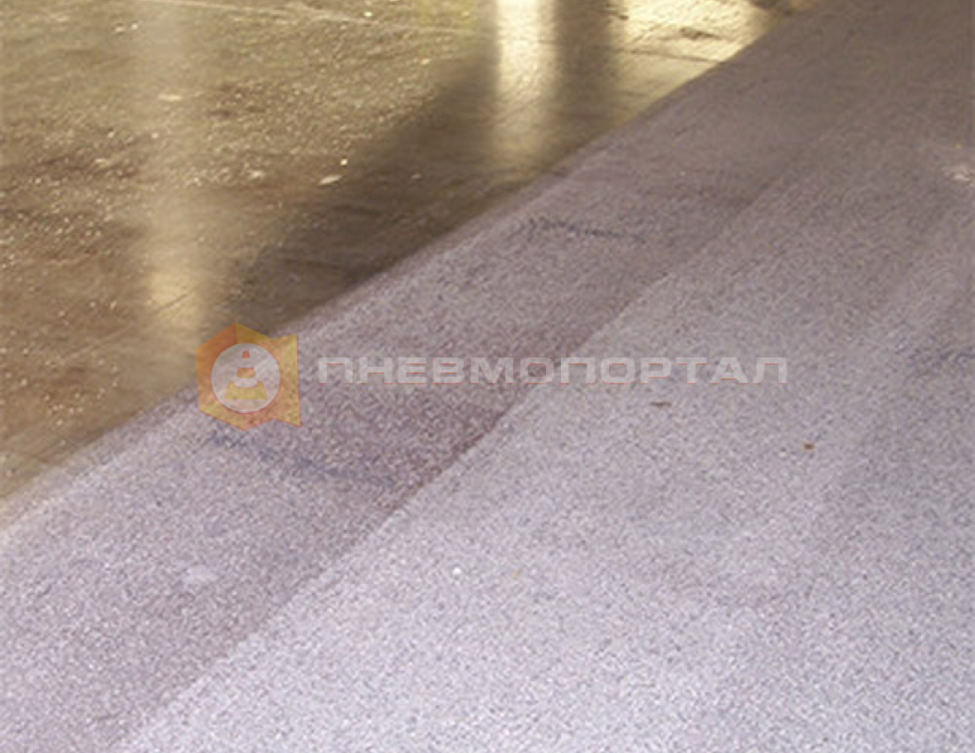 Каким способом лучше обработать бетонные полы? Каким способом лучше обработать бетонные полы?