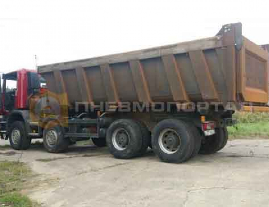 Выполнили пескоструйную очистку кузова самосвала Выполнили пескоструйную очистку кузова самосвала