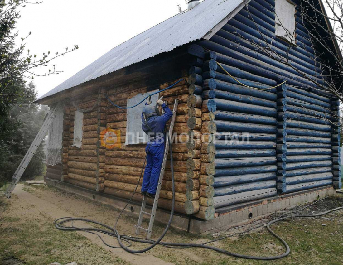 Пескоструйная очистка деревянного дома с выездом в поселок Дубки Пескоструйная очистка деревянного дома с выездом в поселок Дубки