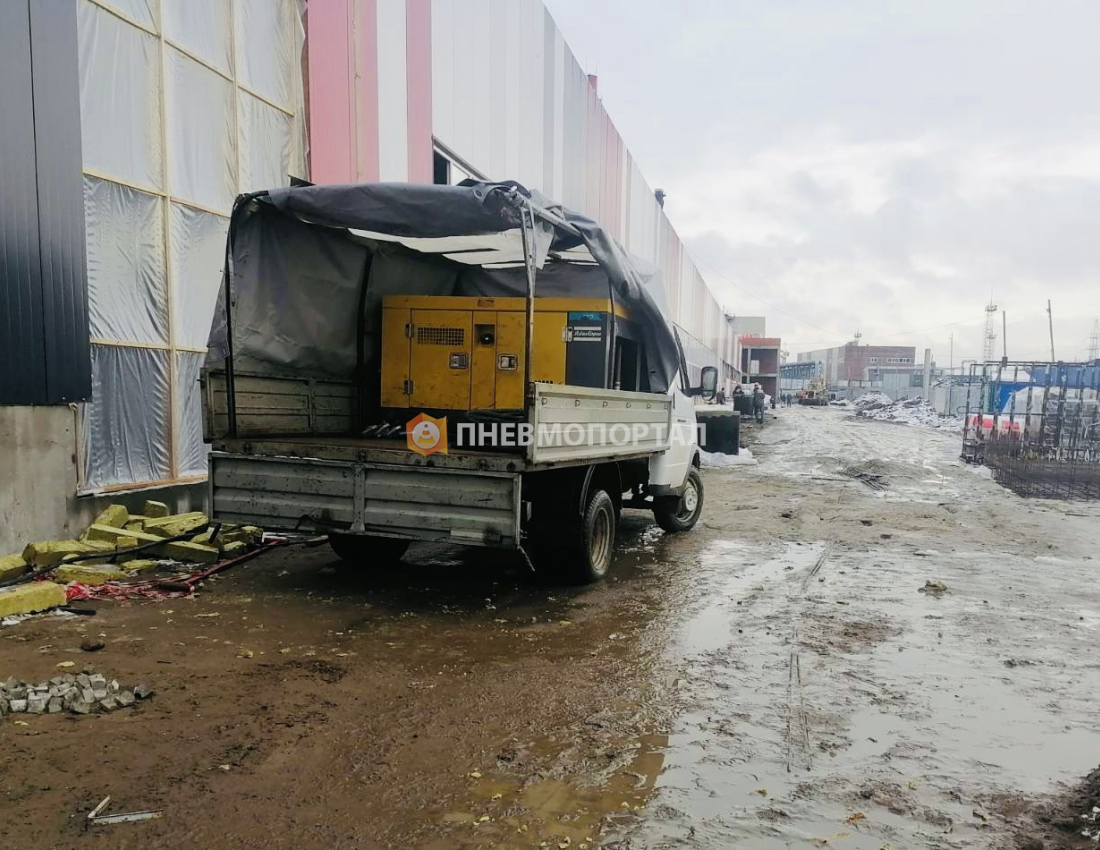 Аренда компрессора Atlas Copco U175 с двумя отбойными молотками в Электростале Аренда компрессора Atlas Copco U175 с двумя отбойными молотками в Электростале