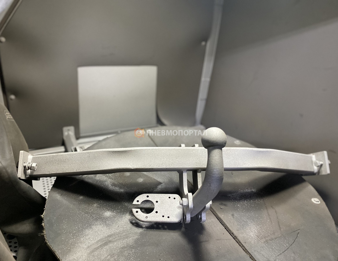 Пескоструйная обработка фаркопа для Хендай Старекс Пескоструйная обработка фаркопа для Хендай Старекс