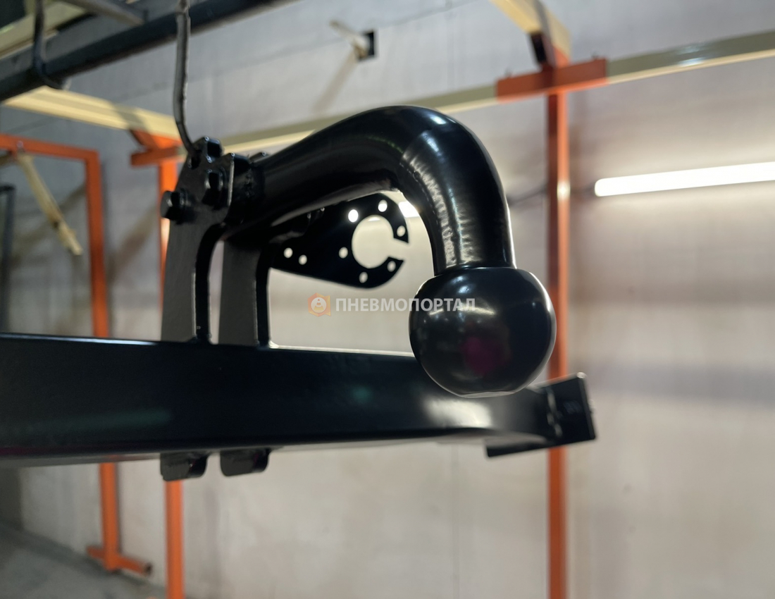 Порошковая покраска фаркопа на Хендай Старекс H1 Порошковая покраска фаркопа на Хендай Старекс H1