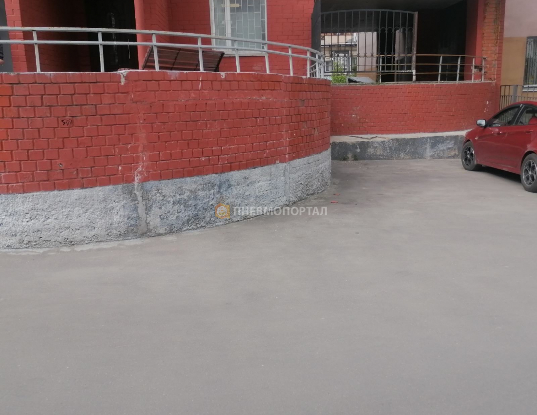 Пескоструйная обработка фасада многоквартирного дома от краски Пескоструйная обработка фасада многоквартирного дома от краски