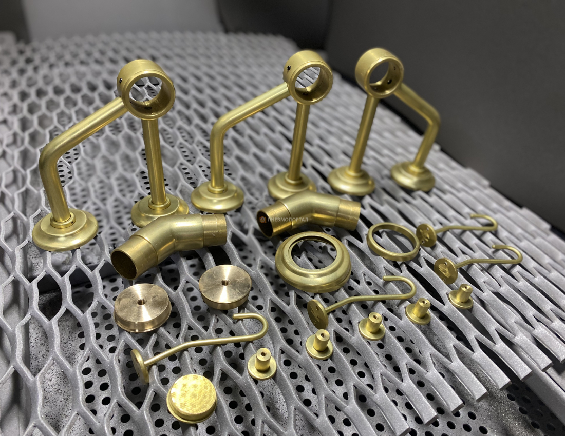 Пескоструйная обработка фурнитуры Пескоструйная обработка фурнитуры