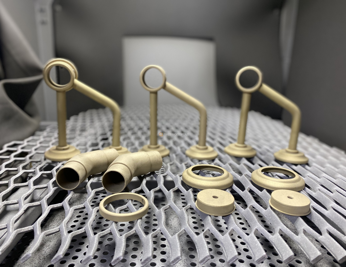 Пескоструйная обработка фурнитуры Пескоструйная обработка фурнитуры