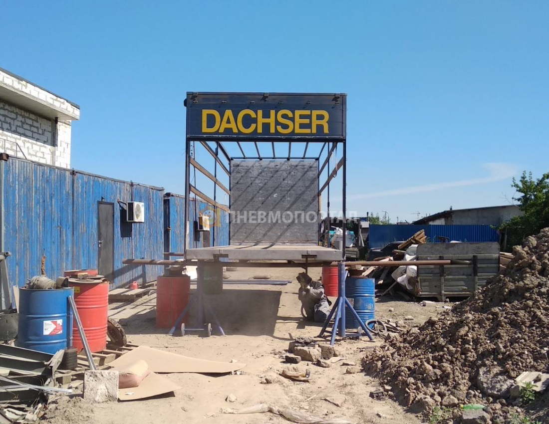 Пескоструйная обработка каркаса фургона грузового автомобиля с выездом в г. Домодедово Пескоструйная обработка каркаса фургона грузового автомобиля с выездом в г. Домодедово