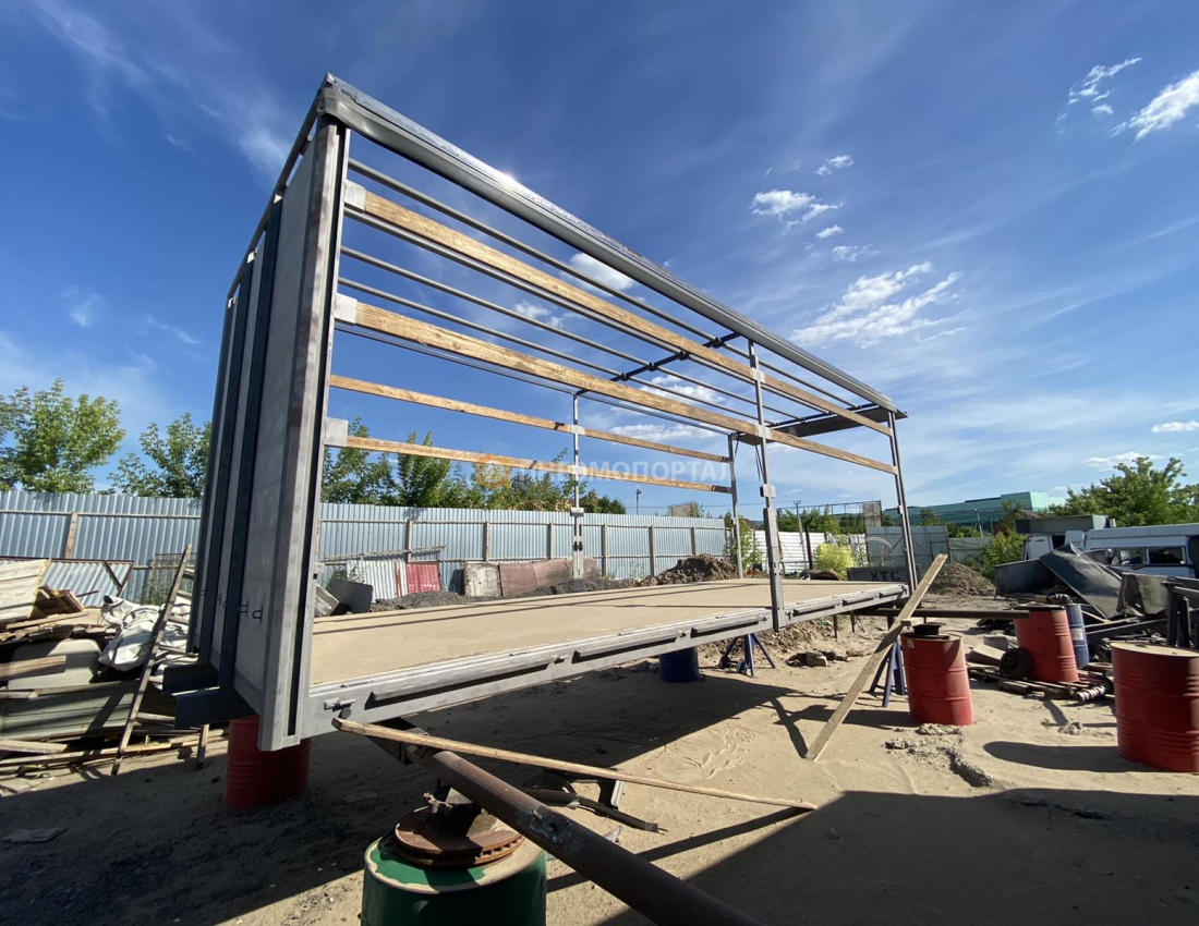 Пескоструйная обработка каркаса фургона грузового автомобиля с выездом в г. Домодедово Пескоструйная обработка каркаса фургона грузового автомобиля с выездом в г. Домодедово