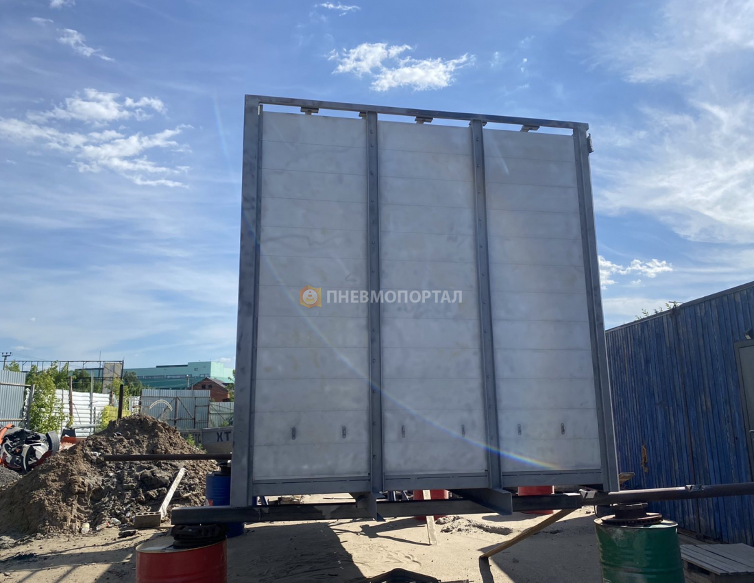 Пескоструйная обработка каркаса фургона грузового автомобиля с выездом в г. Домодедово Пескоструйная обработка каркаса фургона грузового автомобиля с выездом в г. Домодедово