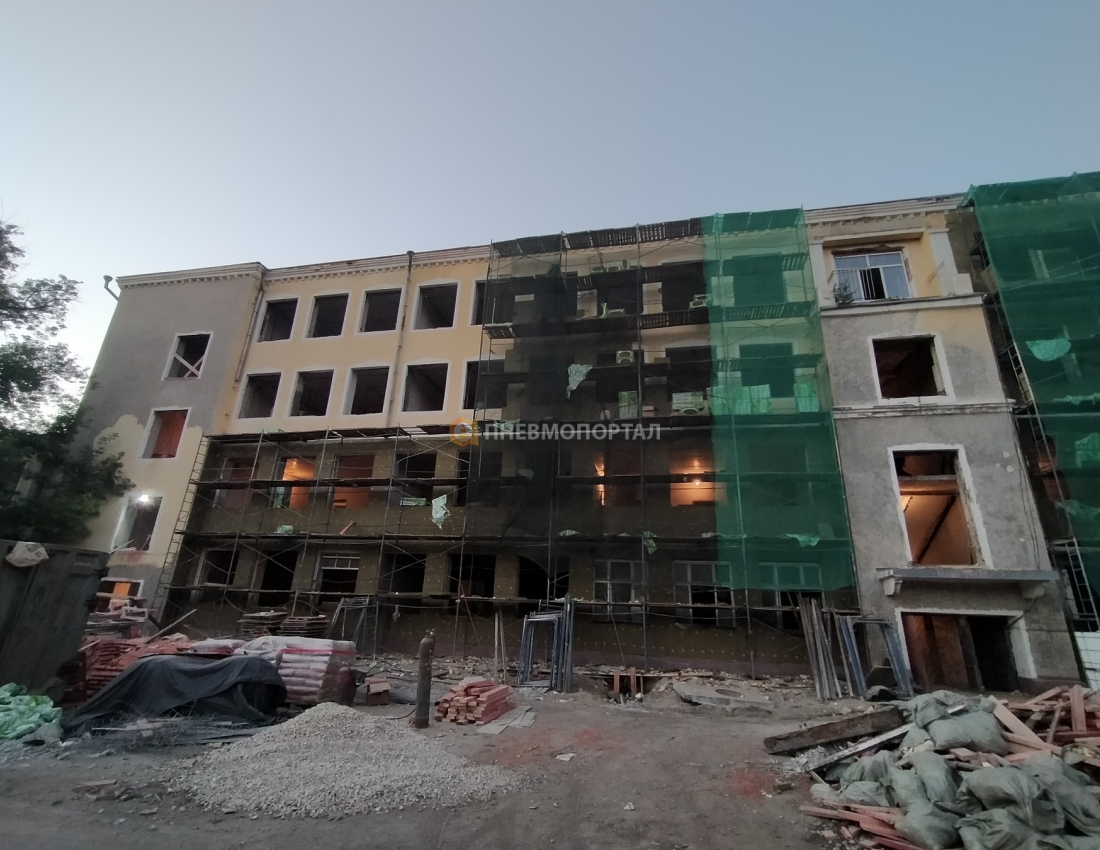 Пескоструйная обработка фасада здания в Люберцах Пескоструйная обработка фасада здания в Люберцах