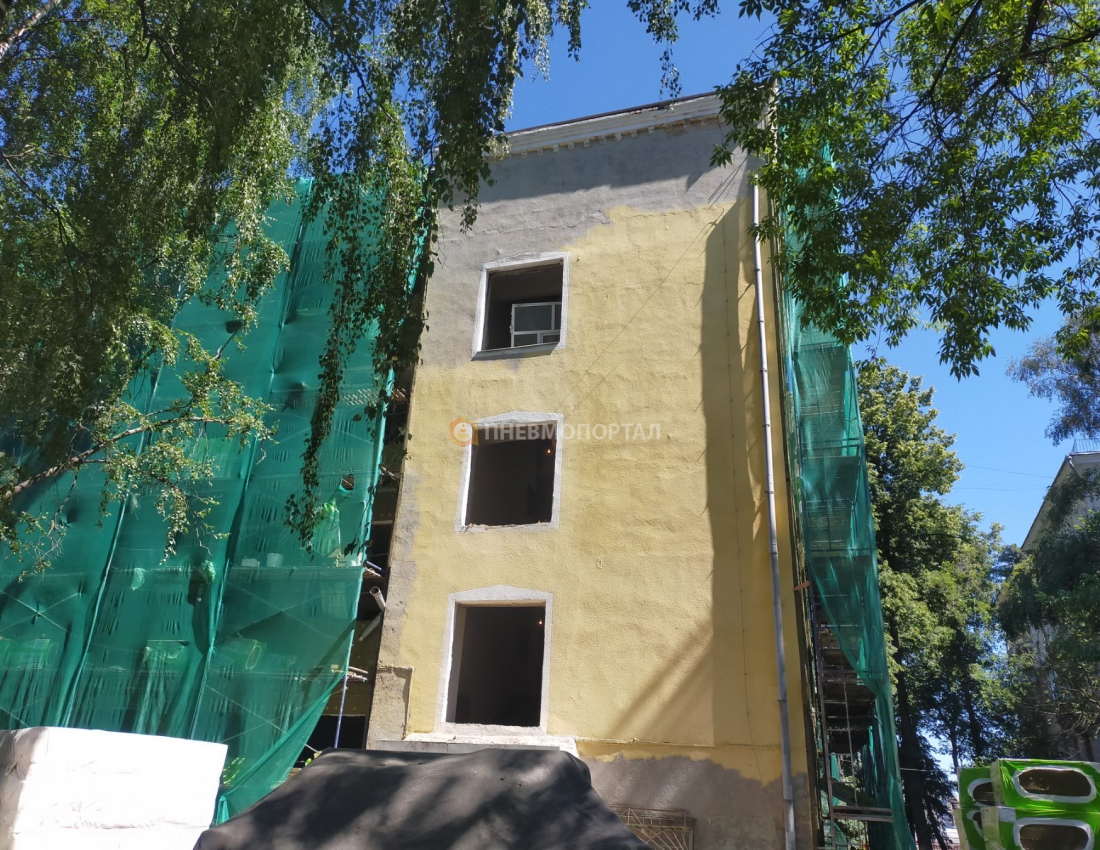 Пескоструйная обработка фасада здания в Люберцах Пескоструйная обработка фасада здания в Люберцах