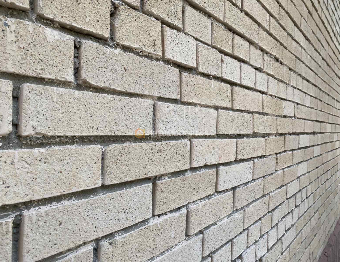 Пескоструйная обработка фасада здания от краски в г. Москва Пескоструйная обработка фасада здания от краски в г. Москва