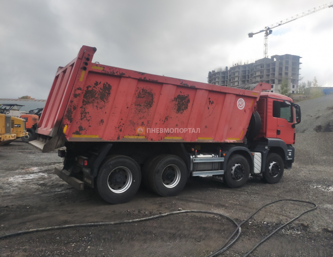 Пескоструйная обработка кузова самосвала MAN с выездом в Котельники Пескоструйная обработка кузова самосвала MAN с выездом в Котельники