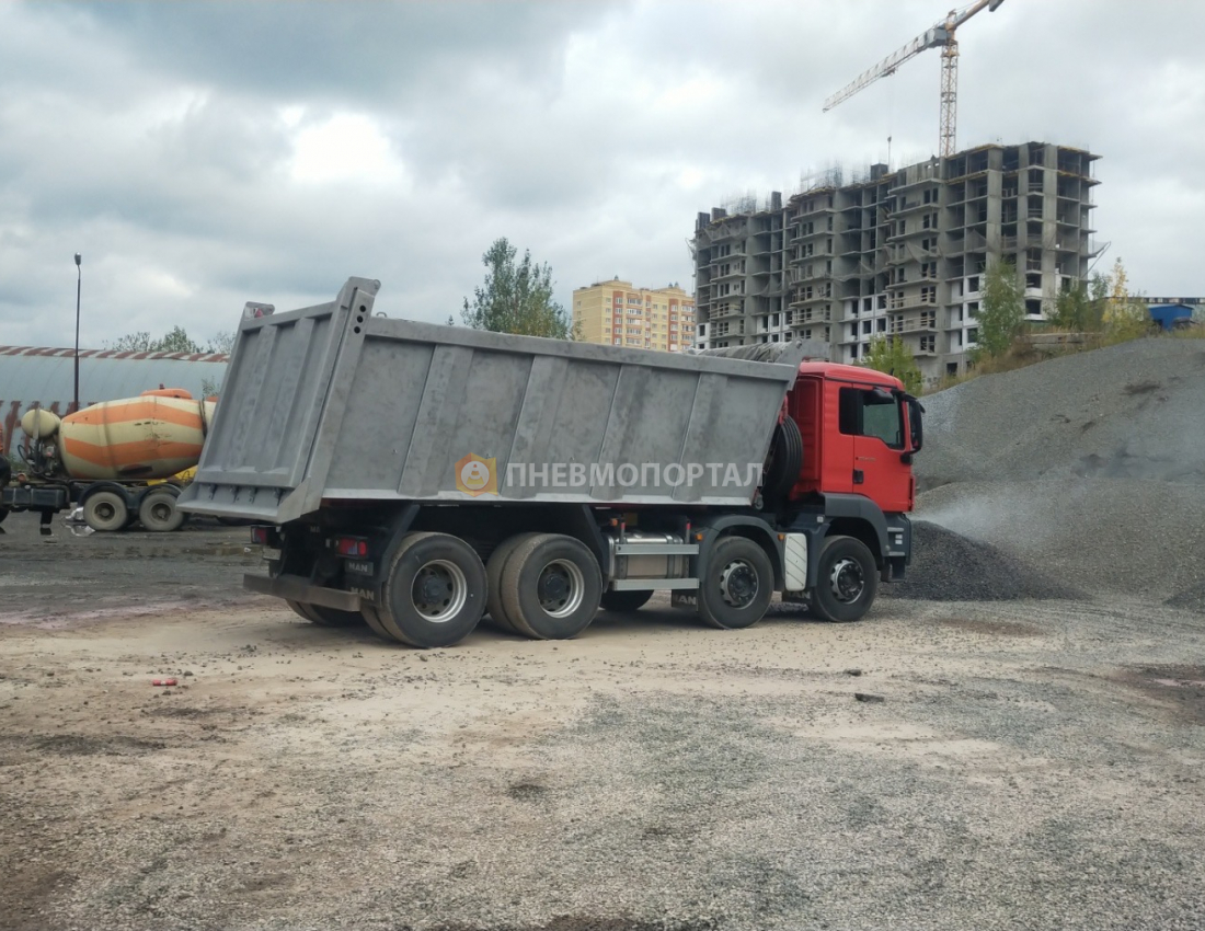 Пескоструйная обработка кузова самосвала MAN с выездом в Котельники Пескоструйная обработка кузова самосвала MAN с выездом в Котельники