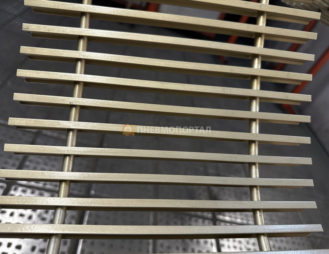 Порошковая покраска решеток для напольных радиаторов Порошковая покраска решеток для напольных радиаторов