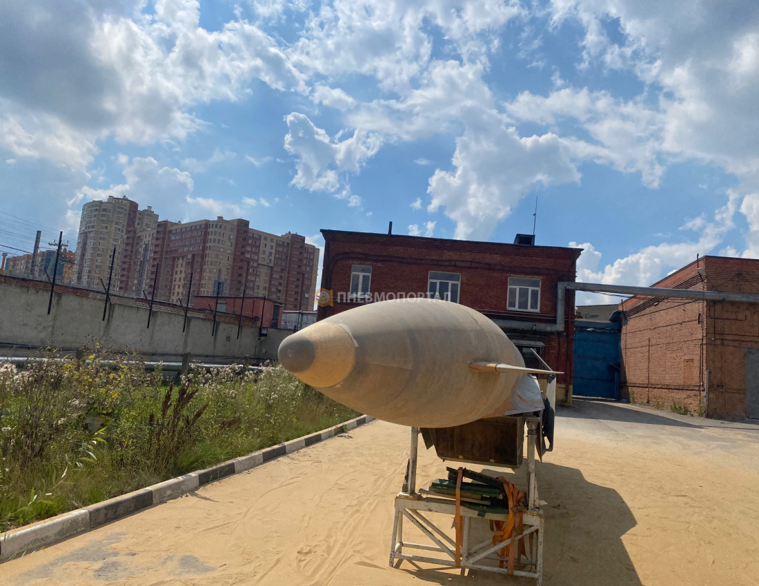 Пескоструйная обработка прототипа ракеты Пескоструйная обработка прототипа ракеты