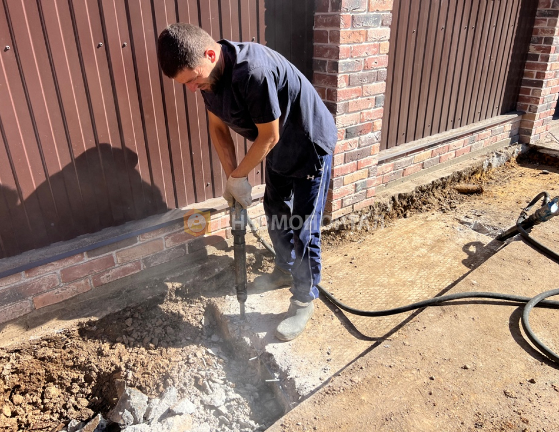 Демонтаж бетонной плиты Демонтаж бетонной плиты