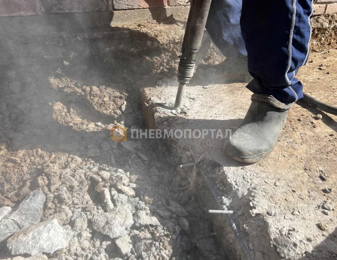 Демонтаж бетонной плиты Демонтаж бетонной плиты