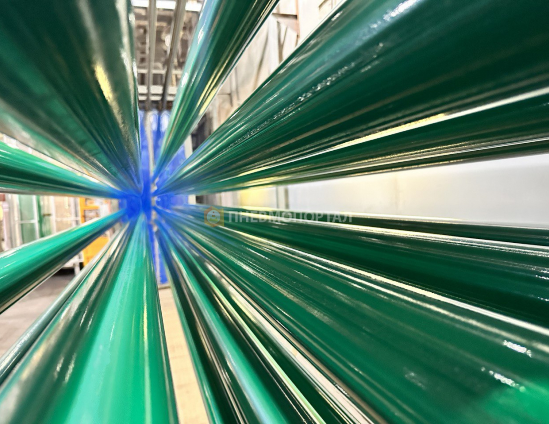 Порошковая покраска труб водопровода в Ral 6016 гладкий глянец Порошковая покраска труб водопровода в Ral 6016 гладкий глянец