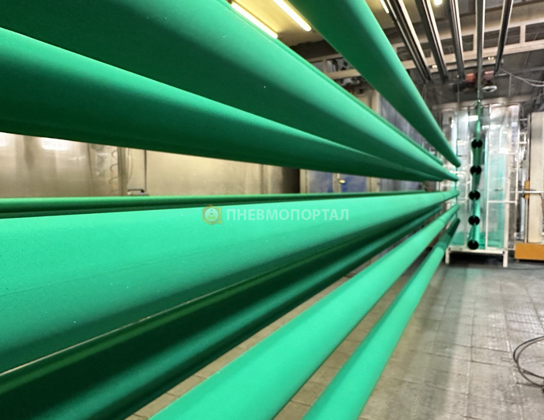 Порошковая покраска труб водопровода в Ral 6016 гладкий глянец Порошковая покраска труб водопровода в Ral 6016 гладкий глянец