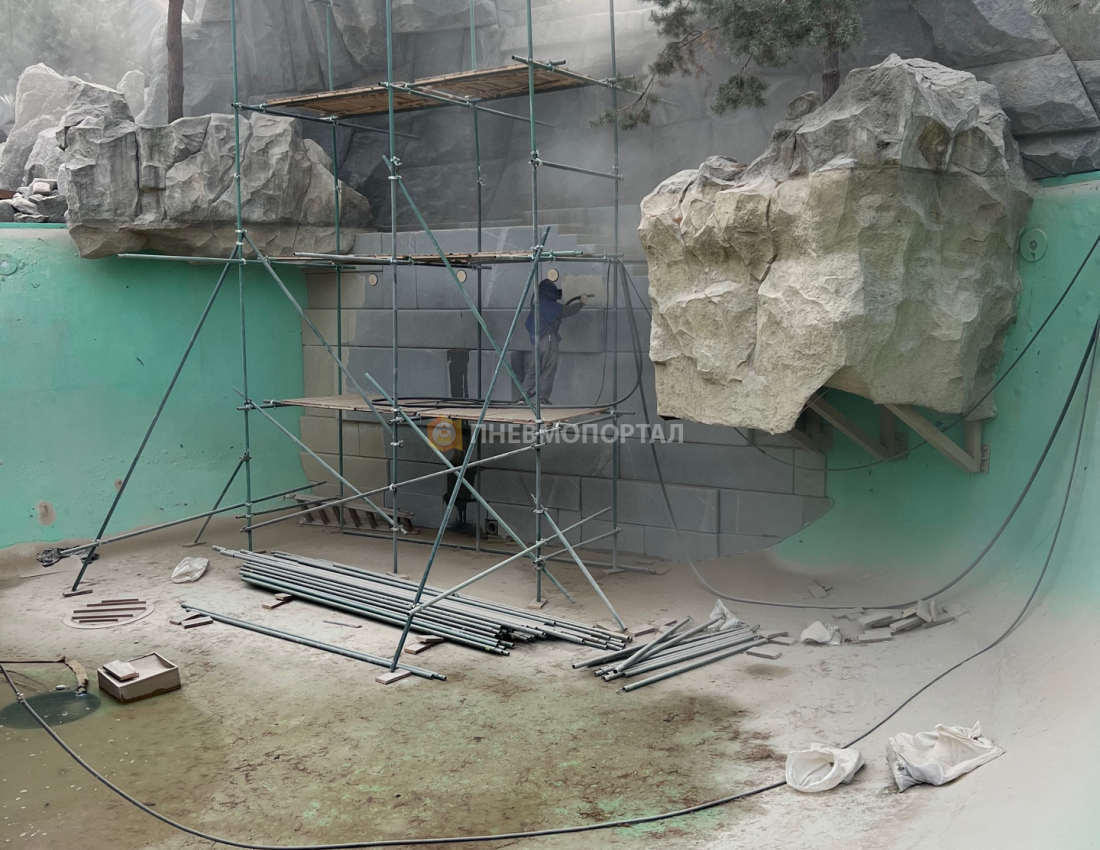 Пескоструйная обработка камня от известкового налета Пескоструйная обработка камня от известкового налета