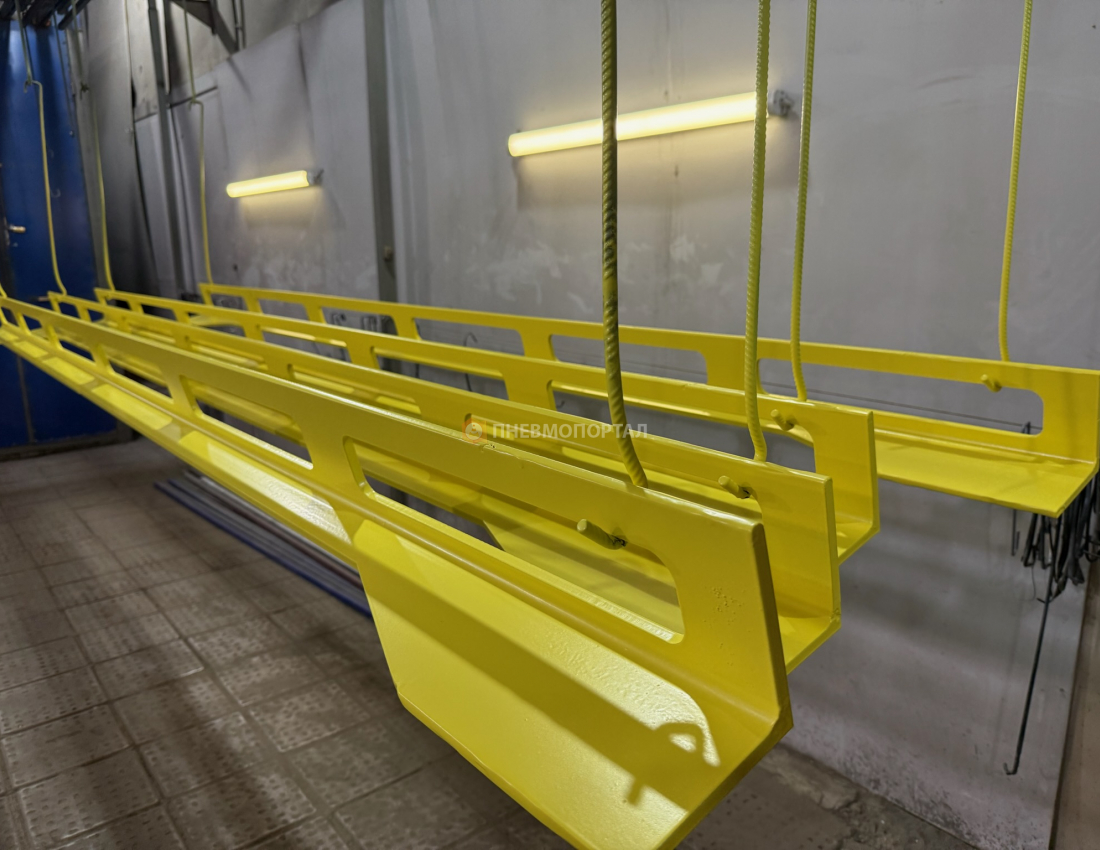 Порошковая покраска металлического уголка в Ral 1016 Порошковая покраска металлического уголка в Ral 1016