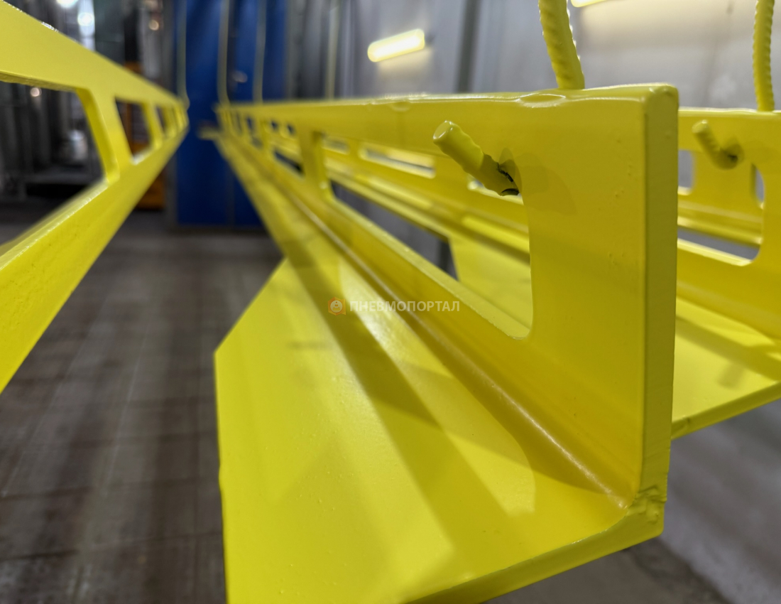 Порошковая покраска металлического уголка в Ral 1016 Порошковая покраска металлического уголка в Ral 1016