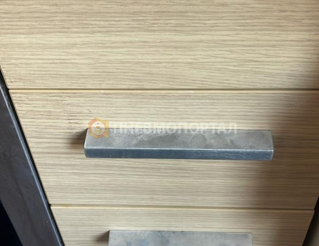 Абразивная обработка фурнитуры мебели перед покраской Абразивная обработка фурнитуры мебели перед покраской