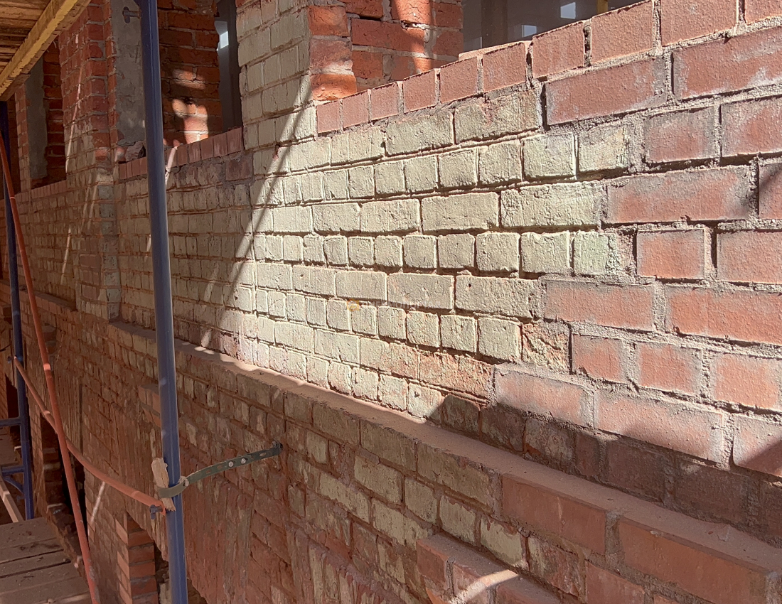 Пескоструйная обработка стен от краски с выездом в г. Москва Пескоструйная обработка стен от краски с выездом в г. Москва