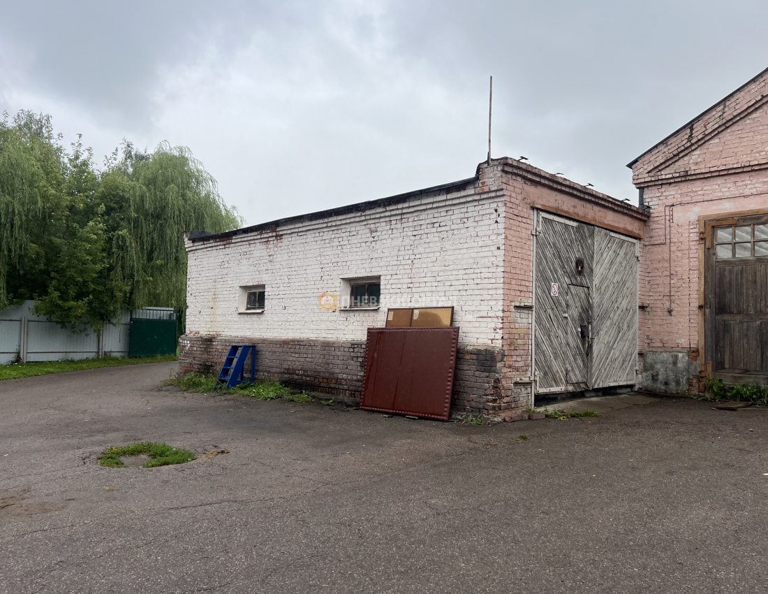 Пескоструйная обработка кирпичной оранжереи Пескоструйная обработка кирпичной оранжереи