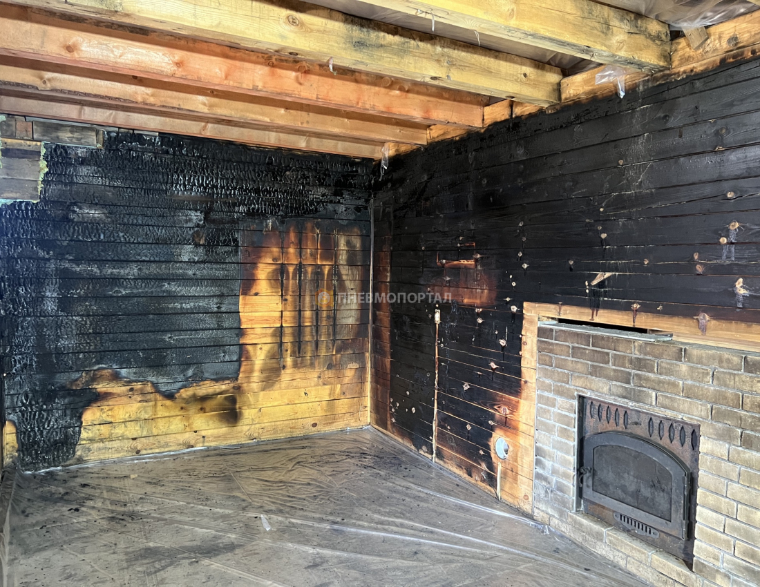 Пескоструйная обработка сруба после пожара Пескоструйная обработка сруба после пожара