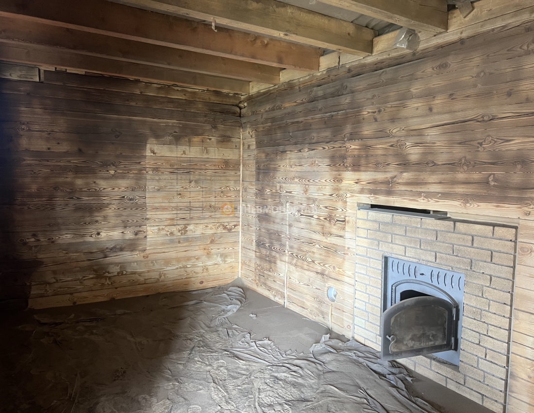 Пескоструйная обработка сруба после пожара Пескоструйная обработка сруба после пожара