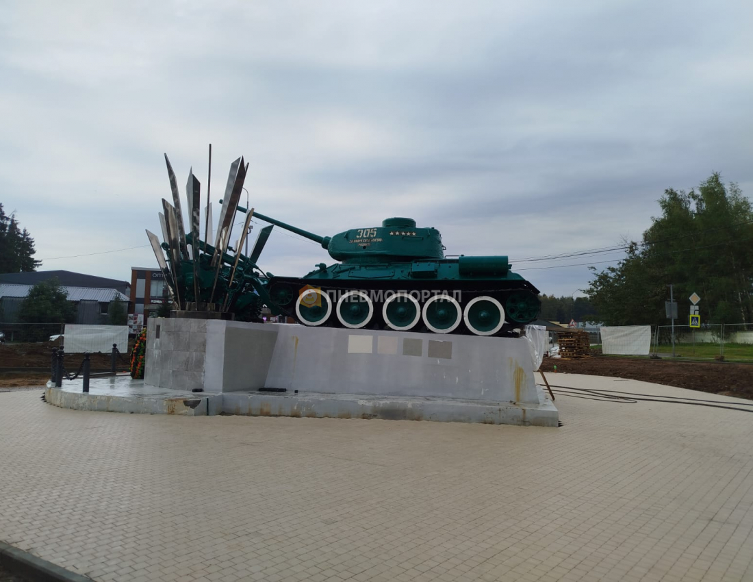 Пескоструйная обработка мемориала «Воинам сапёрам» Пескоструйная обработка мемориала «Воинам сапёрам»