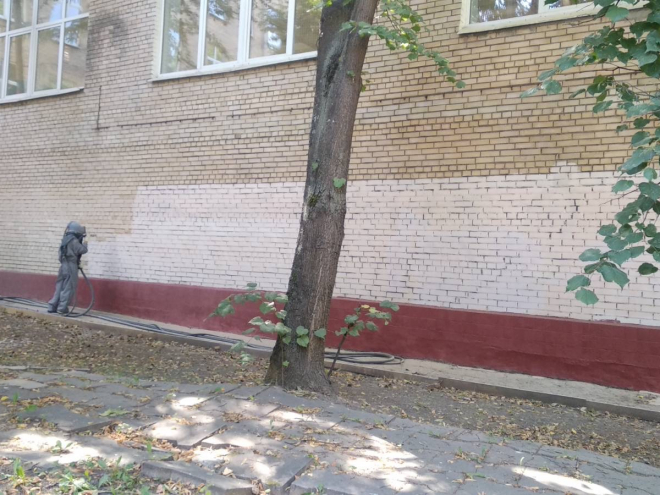 Пескоструйная обработка фасада здания от краски в г. Москва