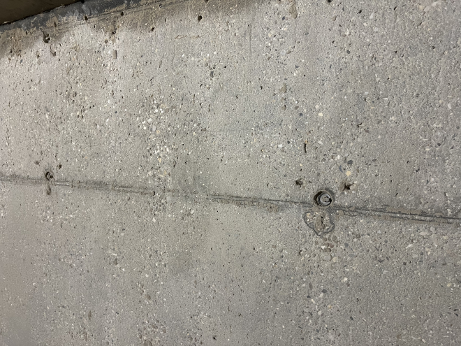 Пескоструйная обработка стен от эпоксидной смолы Пескоструйная обработка стен от эпоксидной смолы