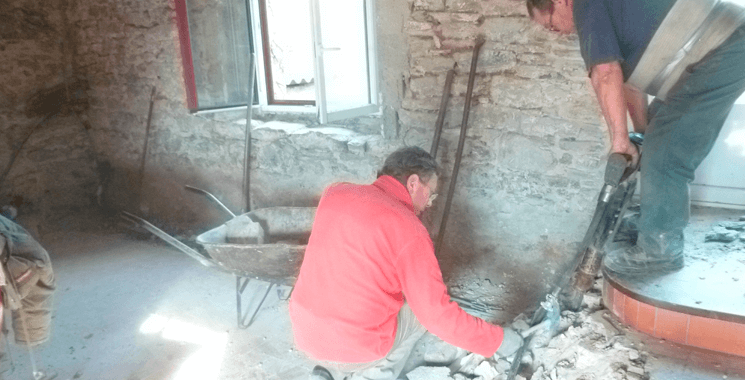 Демонтаж квартиры в Москве - заказать разрушение, дробление и снос ...