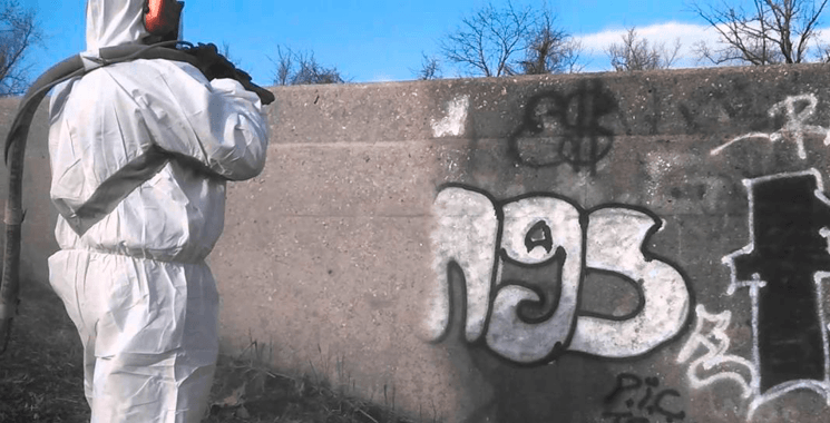 пескоструйная очистка гранитного покрытия от граффити