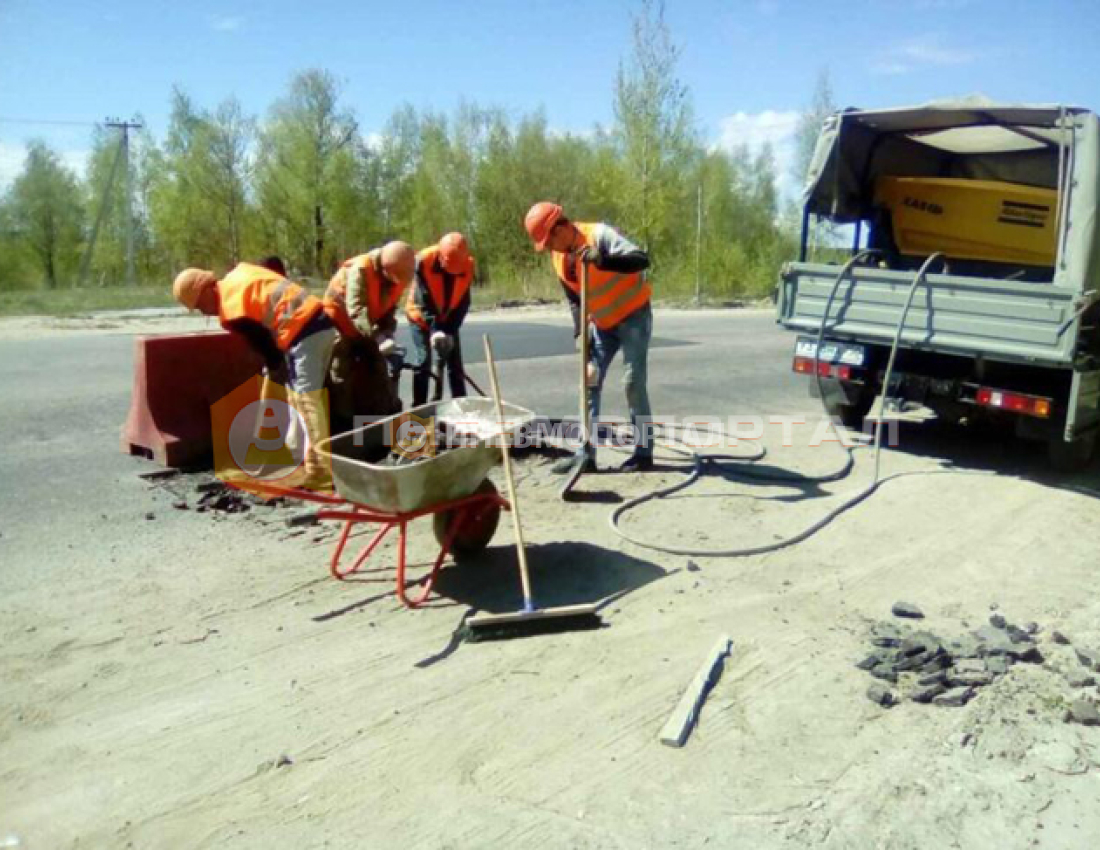 Предоставили в аренду компрессорное оборудование для проведения ремонтных работ на дороге