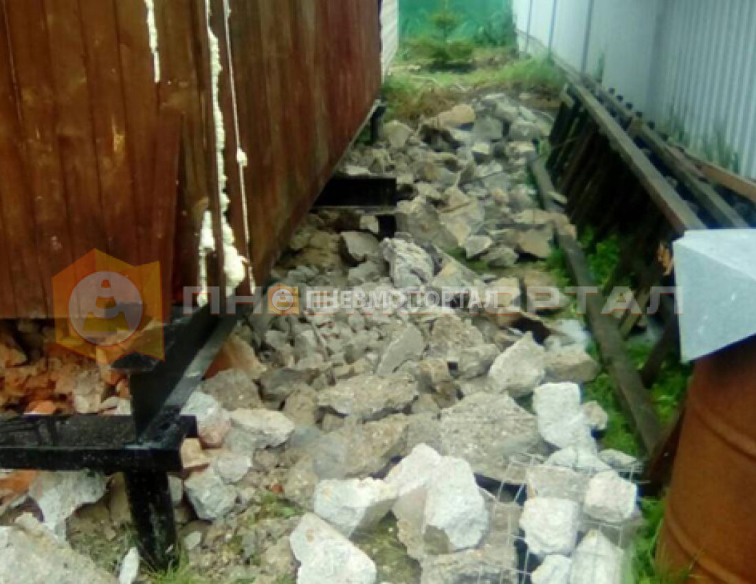 Демонтировали фундамент в Серпуховском районе