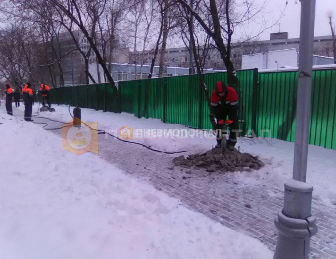 Аренда компрессора Kaeser M43 для демонтажа столбов освещения