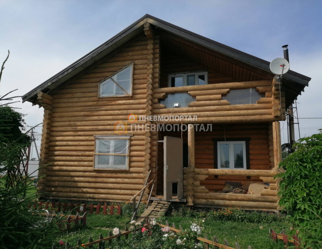 Очистка сруба дома с помощью пескоструйной обработки в д. Яковлево