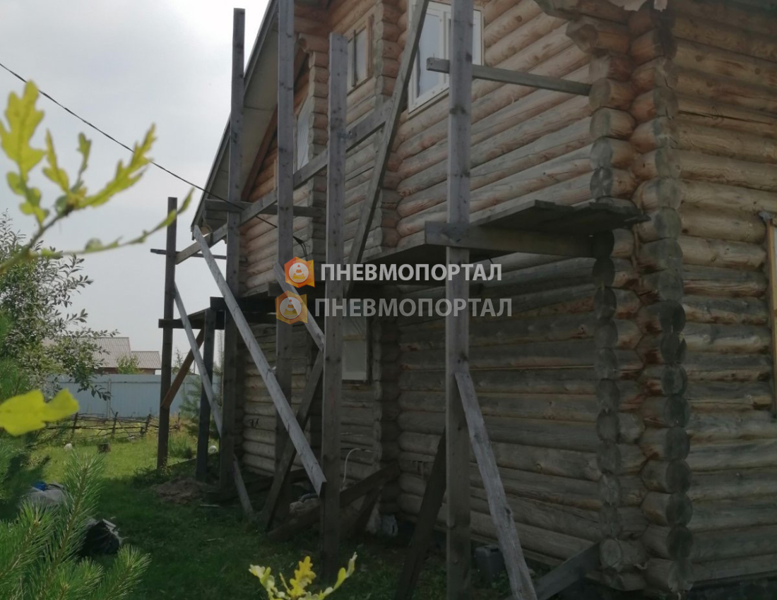 Очистка сруба дома с помощью пескоструйной обработки в д. Яковлево