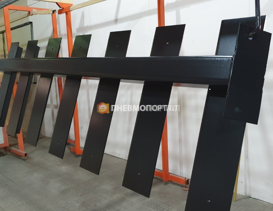 Порошковая покраска металлической лестницы