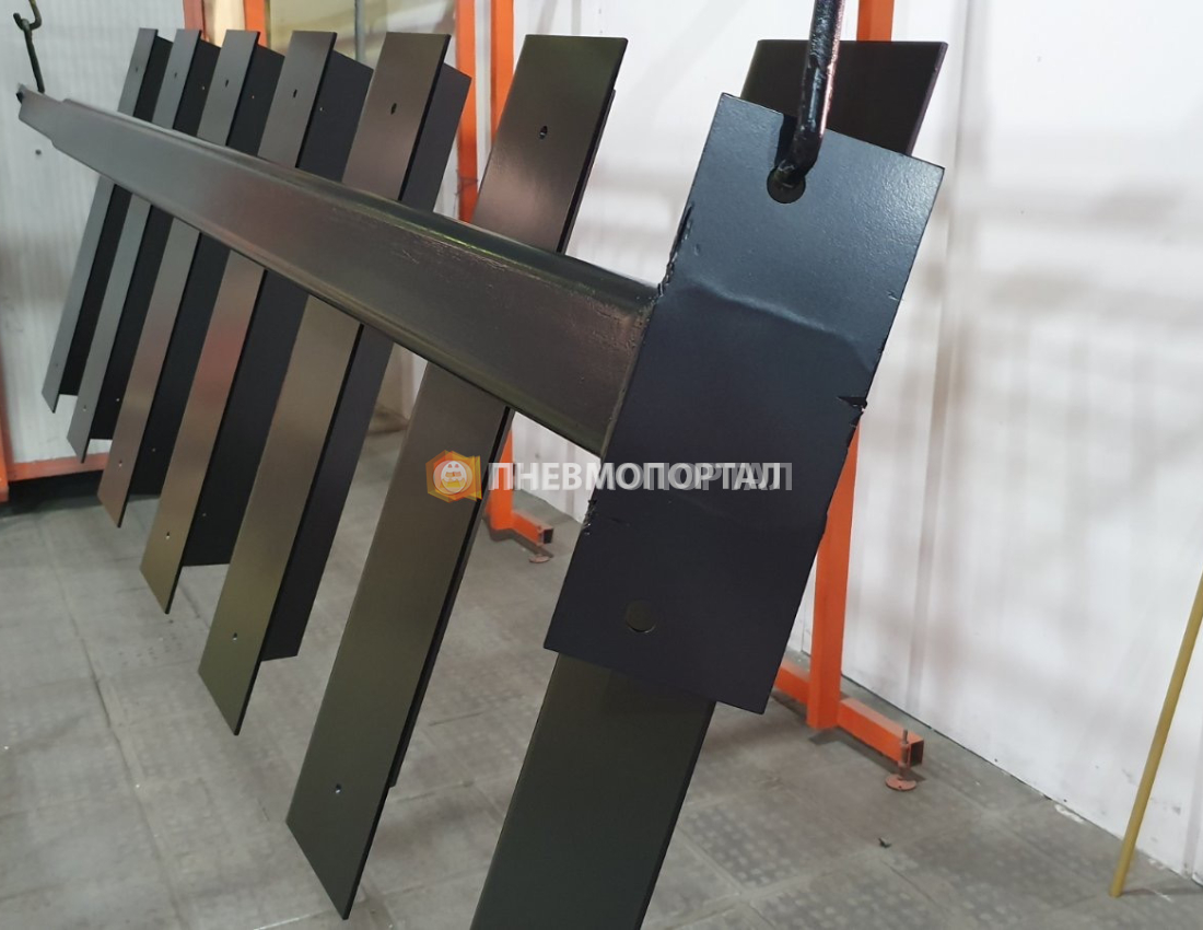 Порошковая покраска металлической лестницы