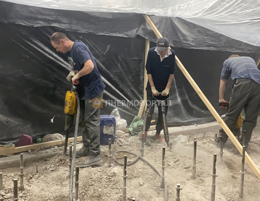 Аренда дизельного компрессора с бетоноломами Atlas Copco