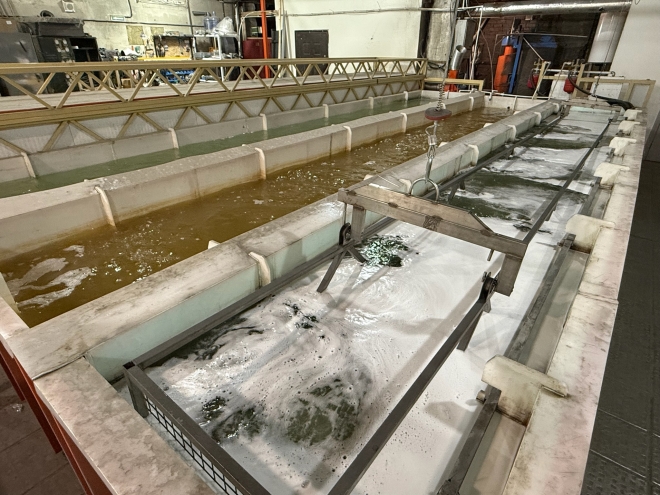 Порошковая покраска алюминиевого профиля в RAL 7005 с предварительным фосфатированием